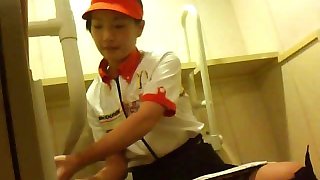 Lady's room voyeur in japan #021
